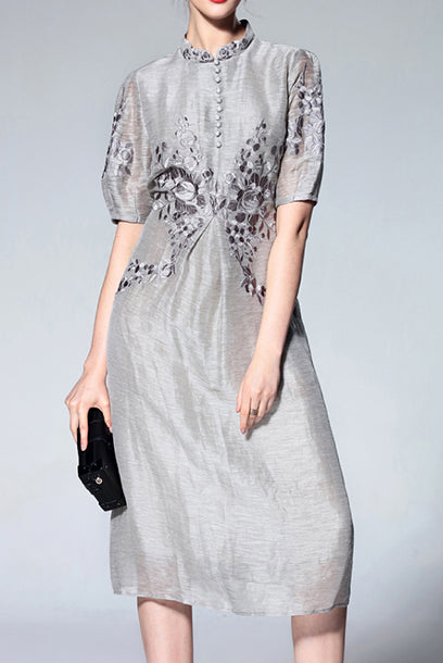 Elbow Sleeves Floral Embroidered Cheongsam