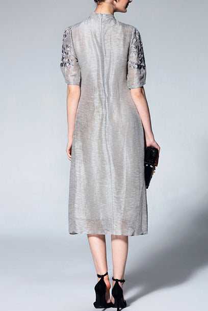 Elbow Sleeves Floral Embroidered Cheongsam