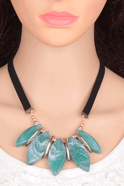 Leaf Chunky Statement Necklace