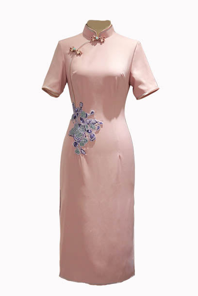 Short Sleeves Pink Embellished Cheongsam Qipao