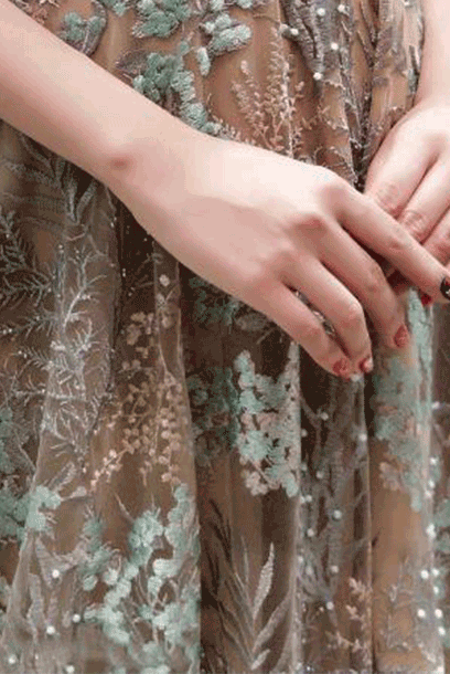 Sleeveless Floral Lace Embroidered Evening Gown