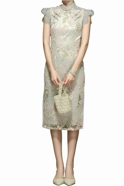 Sleeveless Floral Lace Cheongsam