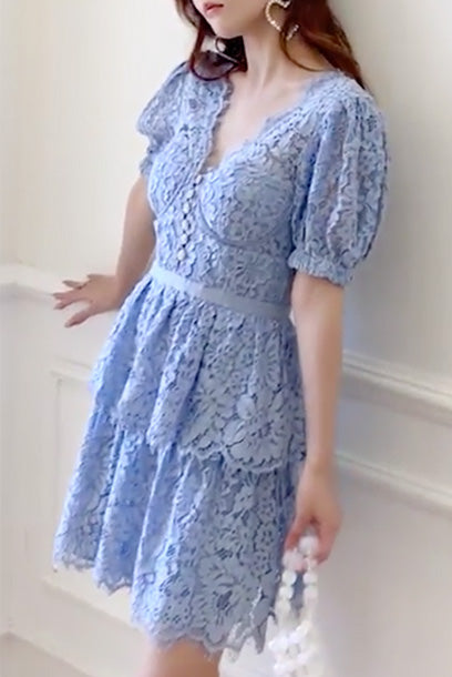 Puffed Sleeves Blue Lace Tiered Midi Dress