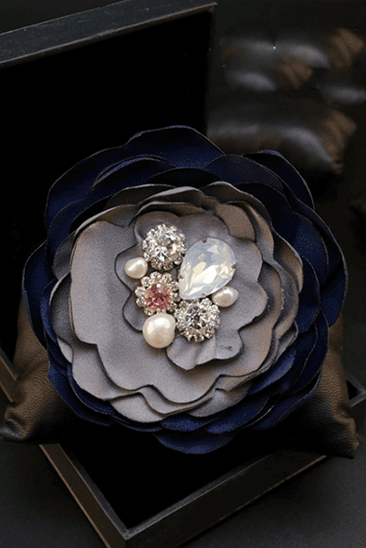 Flower Rhinestones Brooch