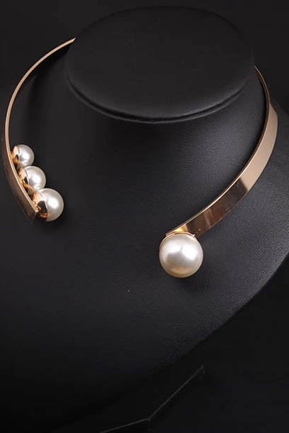 Pearl Gold Metal Statement Necklace