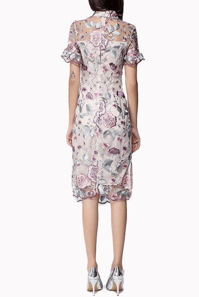 Short Sleeves Floral Embroidered Pink Cheongsam