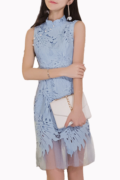 Sleeveless Pleated Hem Blue Lace Cheongsam