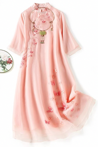 Elbow Sleeves Embroidered Floral Cheongsam