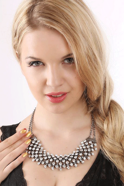 Rhinestones Short Chunky Statement Necklace