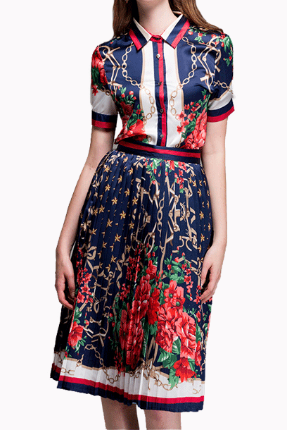 Short Sleeves Floral Chain Blouse