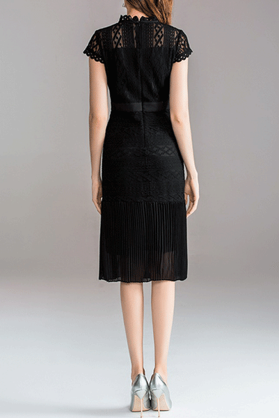 Cap Sleeves Black Lace Pleats Hem Dress
